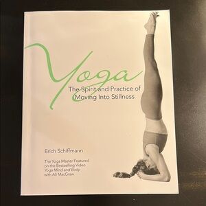 Yoga Book: Moving Into Stillness